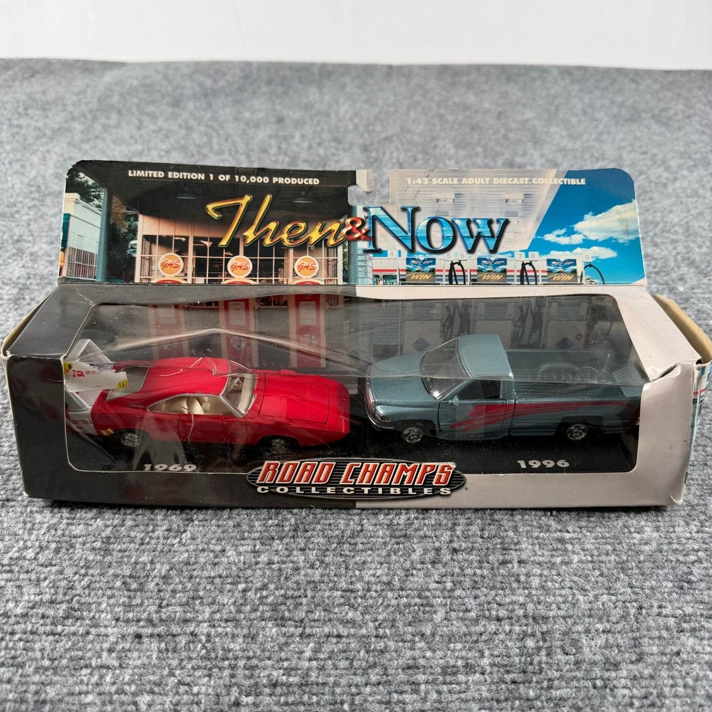 Road Champs Diecast Set 1:43 Red/Teal 1969 Charger 1996 Ram Limited Edition